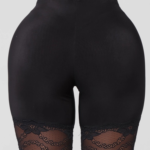 FASHIONNOVA - lace biker shorts - Picture 5 of 6